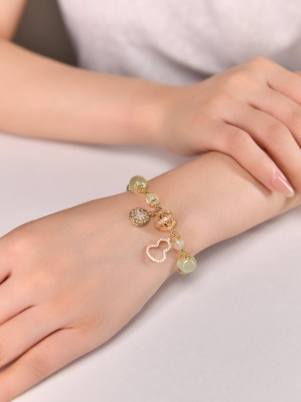 グリーンフローライトデザインブレスレット